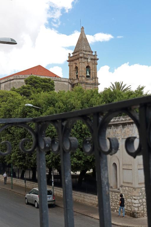 Apartamento Conte Agostino Pepoli Trapani Exterior foto